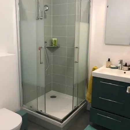 Charmante Bords Du Bassin Hotel 4*
